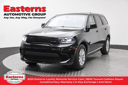 DB Black Crystal Clearcoat 2025 Dodge Durango GT