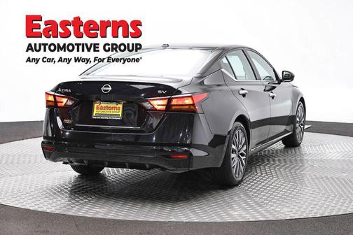 Super Black Clearcoat 2024 Nissan Altima 2.5 SV