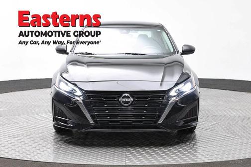 Super Black Clearcoat 2024 Nissan Altima 2.5 SV