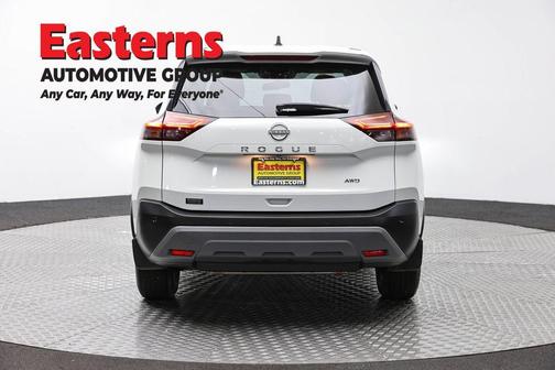 Glacier White 2023 Nissan Rogue S