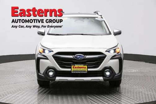 Crystal White Pearl 2023 Subaru Outback Touring XT