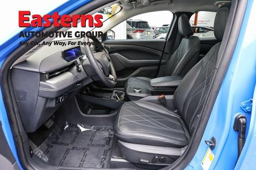 Grabber Blue 2023 Ford Mustang Mach-E California Route 1