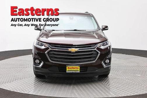 Black Cherry Metallic 2021 Chevrolet Traverse LT Cloth