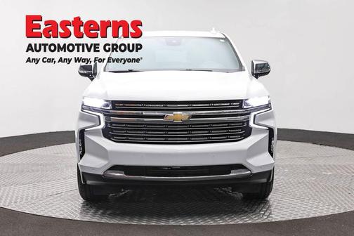 Summit White 2023 Chevrolet Suburban Premier