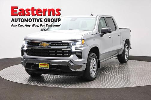 Silver Ice Metallic 2022 Chevrolet Silverado 1500 LT