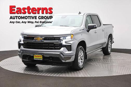 Silver Ice Metallic 2022 Chevrolet Silverado 1500 LT