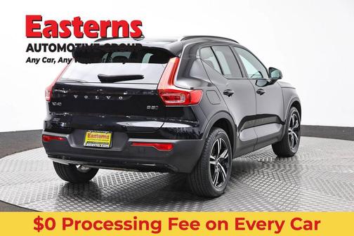Black 2024 Volvo XC40 B5 Core