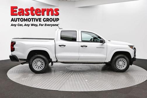 Summit White 2024 Chevrolet Colorado WT