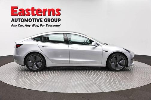 Gray 2018 Tesla Model 3 Long Range