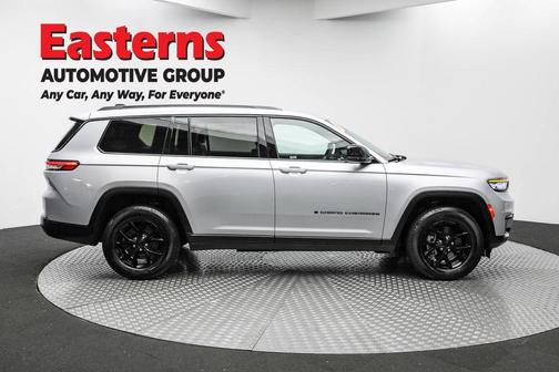 2024 Jeep Grand Cherokee L Laredo