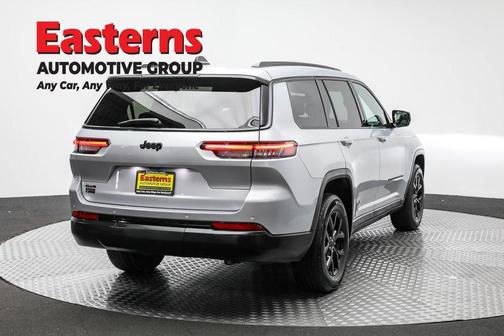 2024 Jeep Grand Cherokee L Laredo