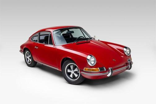 Polo Green 1969 Porsche 911 T