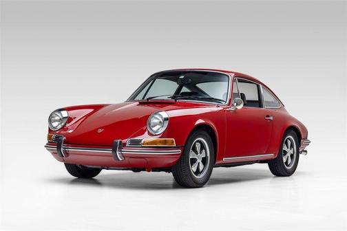 Polo Green 1969 Porsche 911 T