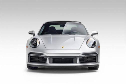 2021 Porsche 911 Turbo S