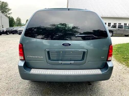 2004 Ford Freestar SE