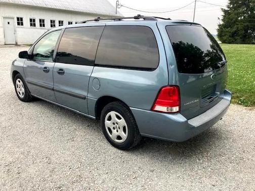 2004 Ford Freestar SE