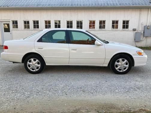 2001 Toyota Camry XLE