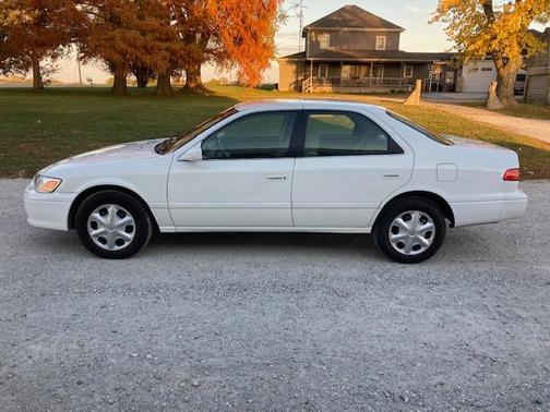 2001 Toyota Camry XLE