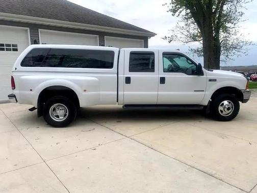 1999 Ford F-350 XL Crew Cab DRW