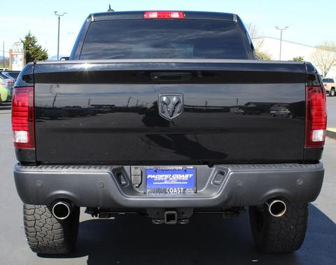 Diamond Black Crystal Pearl 2021 RAM 1500 Classic SLT