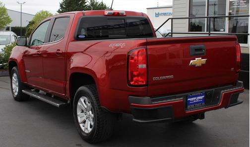 Red 2016 Chevrolet Colorado LT