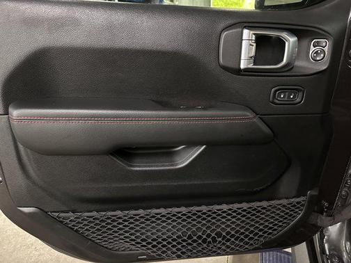 Granite Crystal Metallic Clearcoat 2021 Jeep Wrangler Unlimited Rubicon