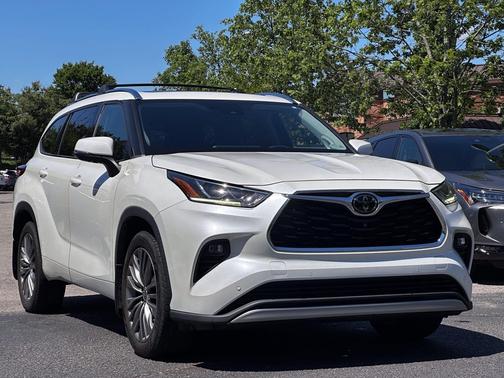 Blizzard Pearl 2020 Toyota Highlander Platinum