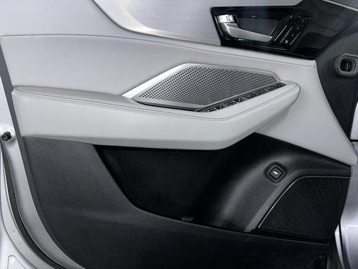 2022 Acura MDX Technology Package