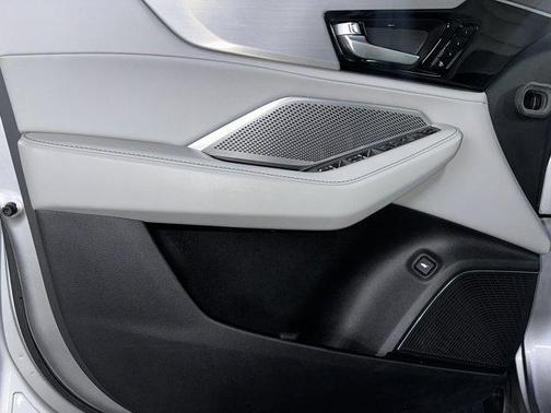 2022 Acura MDX Technology Package