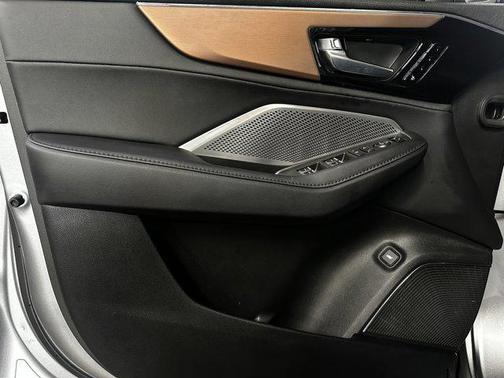 2022 Acura MDX Base
