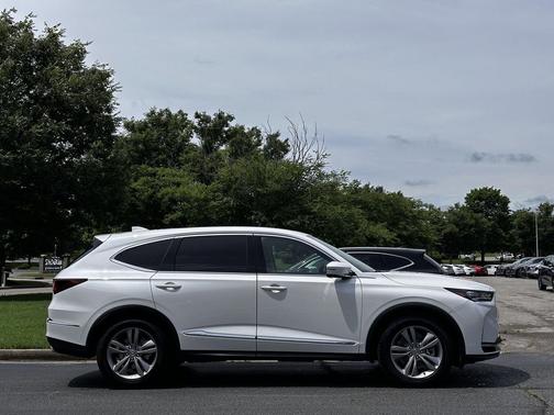 Platinum White Pearl 2026 Acura MDX Standard