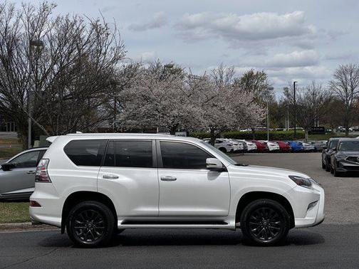Eminent White Pearl 2023 Lexus GX 460 Premium
