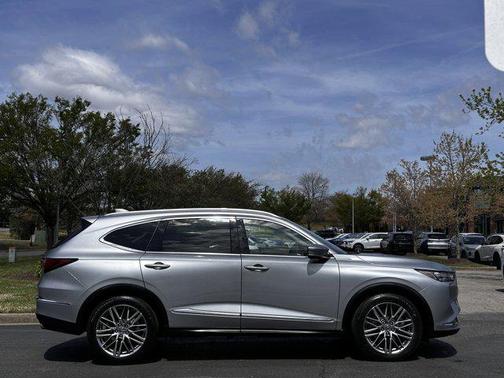 Lunar Silver Metallic 2023 Acura MDX Advance Package