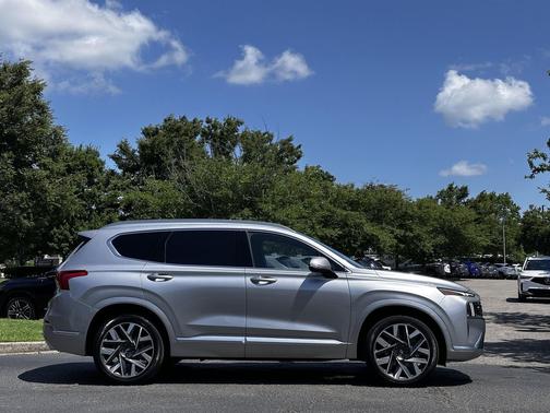 Shimmering Silver 2023 Hyundai SANTA FE Calligraphy