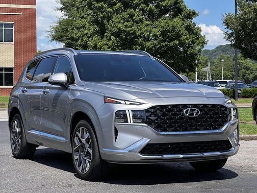Shimmering Silver 2023 Hyundai SANTA FE Calligraphy