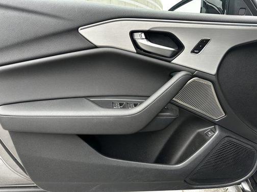 2025 Acura TLX Technology