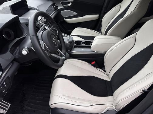 Liquid Carbon Metallic 2025 Acura RDX Technology Package