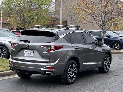 Liquid Carbon Metallic 2026 Acura RDX Advance Package