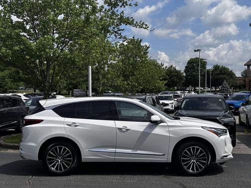 Platinum White Pearl 2025 Acura RDX Advance Package