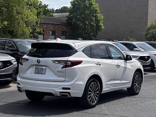 Platinum White Pearl 2025 Acura RDX Advance Package