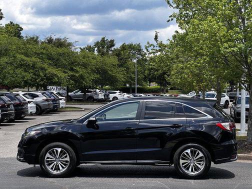 Crystal Black Pearl 2017 Acura RDX Advance Package