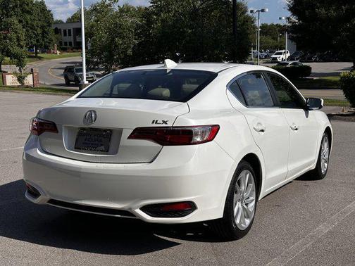 2018 Acura ILX AcuraWatch Plus Package