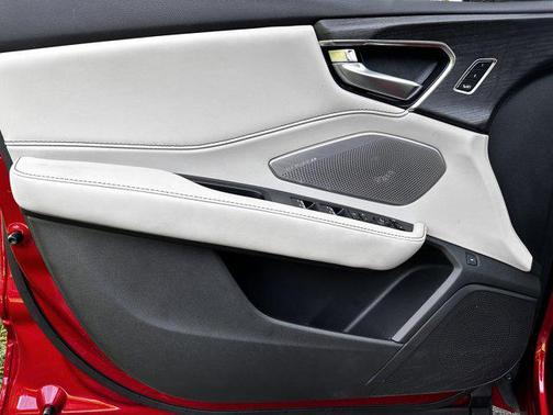 2025 Acura RDX Advance Package