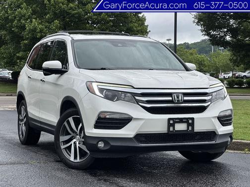 White Diamond Pearl 2018 Honda Pilot Touring