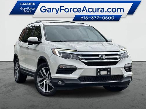 White Diamond Pearl 2018 Honda Pilot Touring