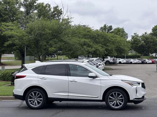 White 2024 Acura RDX Technology Package