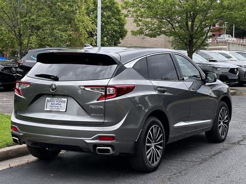 Liquid Carbon Metallic 2026 Acura RDX Advance Package
