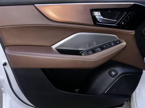 Platinum White Pearl 2023 Acura MDX Technology Package
