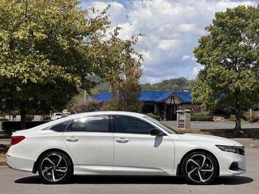 2022 Honda Accord Sport SE 1.5T