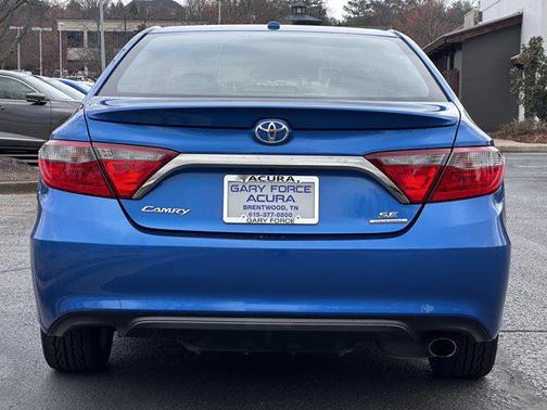 2016 Toyota Camry SE w/Special Edition Pkg